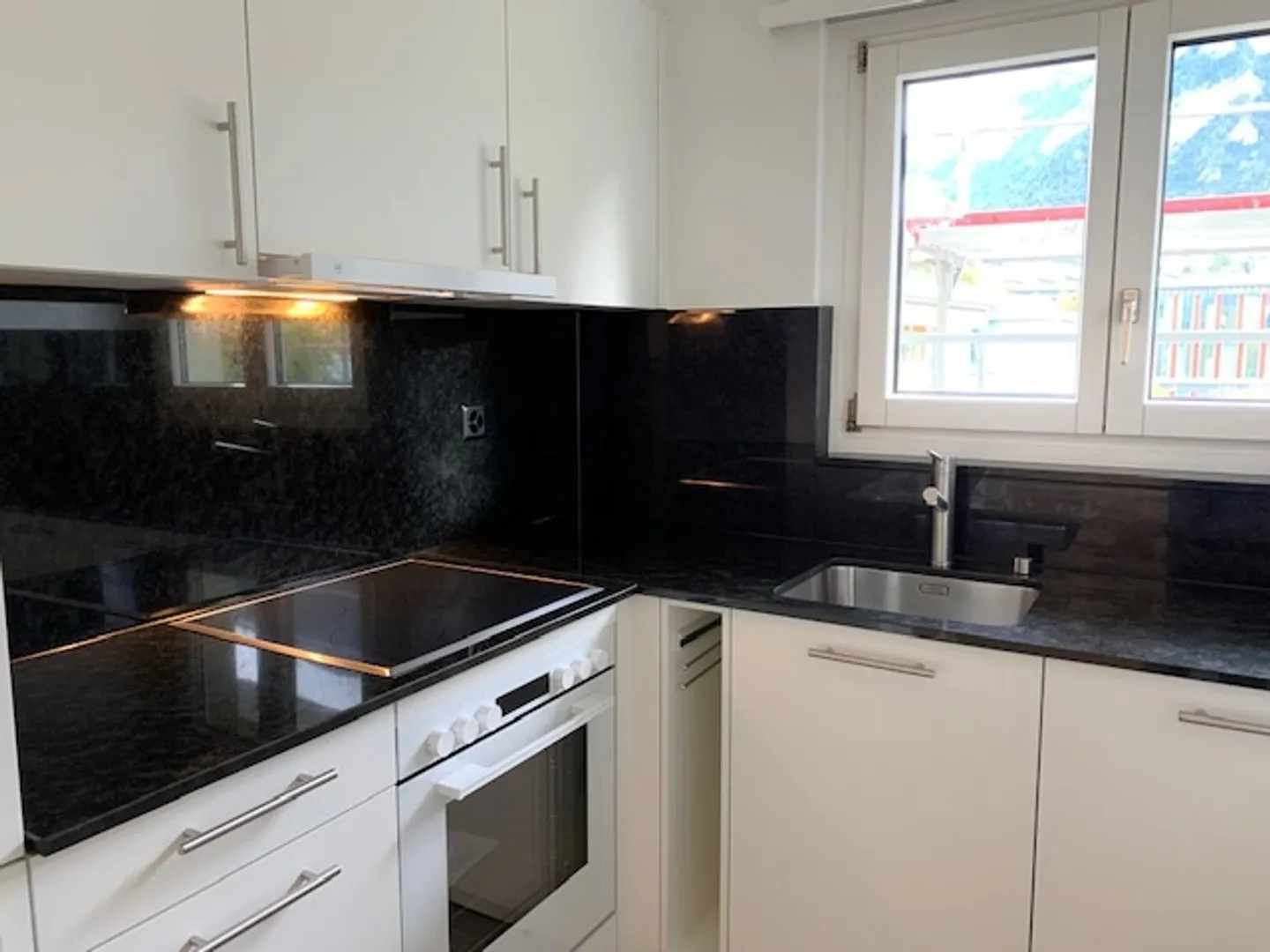 Apartment for rent - Photo 2 of 6