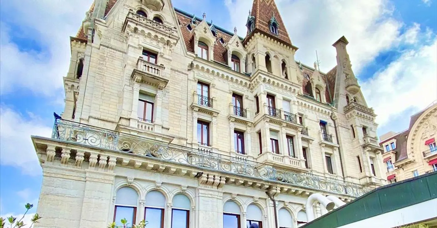 Mischgenutztes Gebäude mieten - Foto 2 von 2