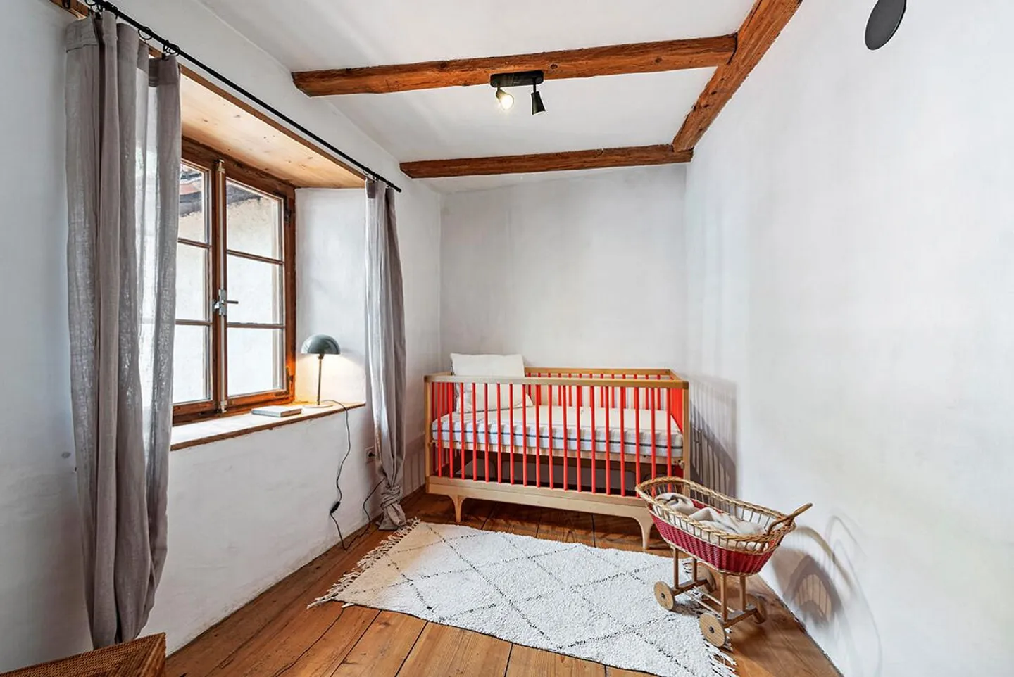 Historical Residential House near the Ski Resort Flims Laax Falera in Trin - Photo 4 of 6