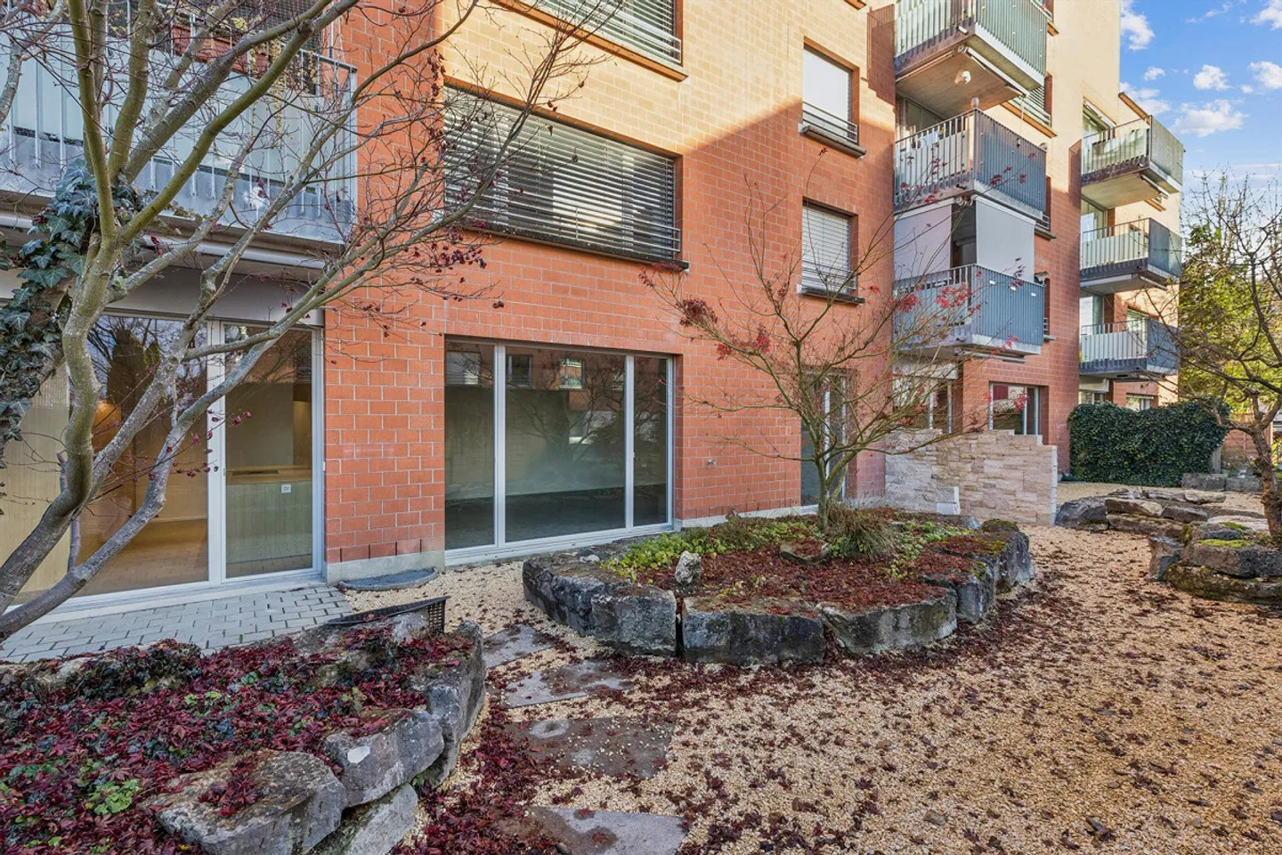 First occupancy in central 4.5 room apartment in ownership standard - Photo 11 of 12