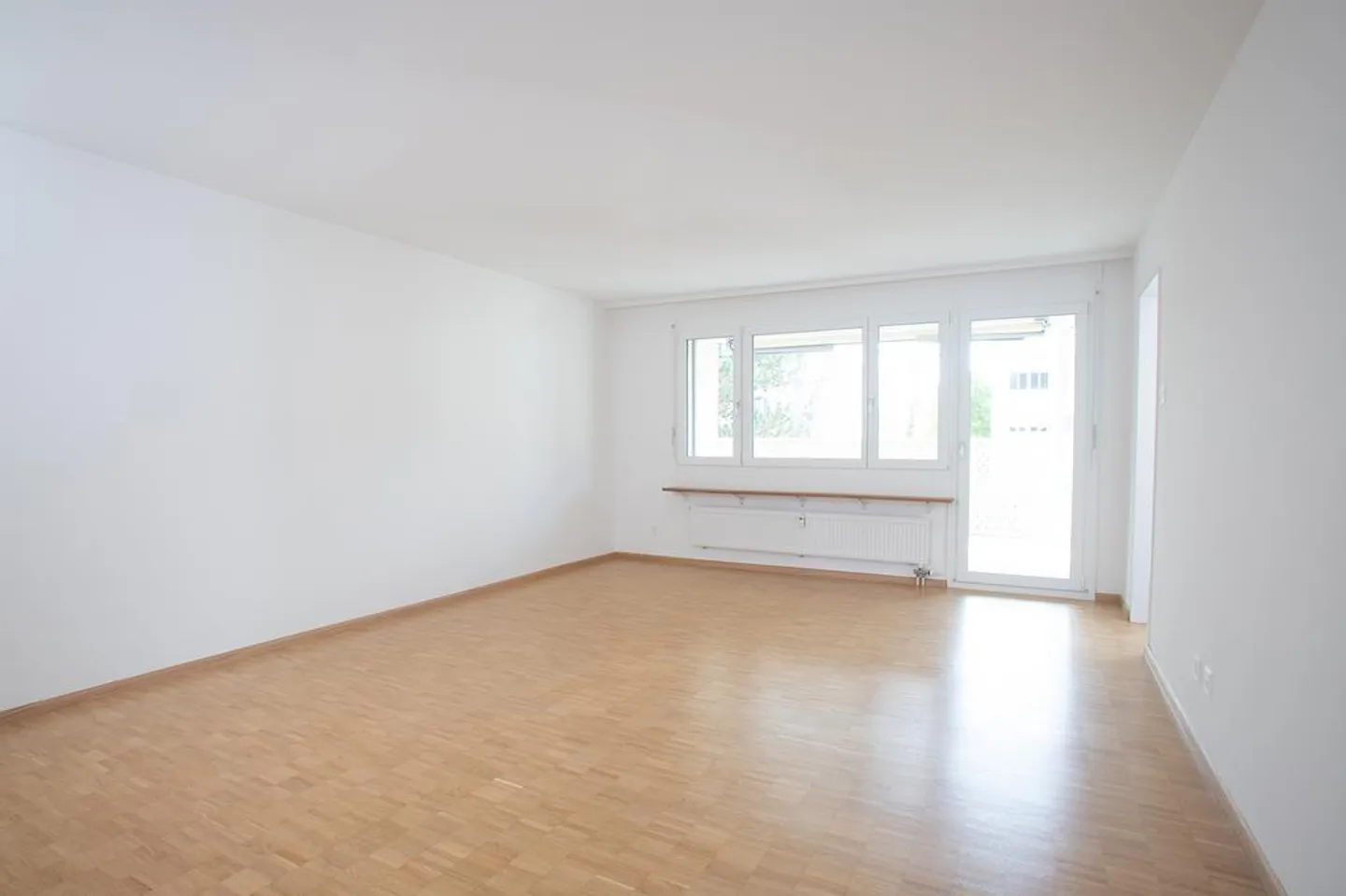 Appartamento ristrutturato di 3,5 stanze con lavatrice! - Foto 3 di 7