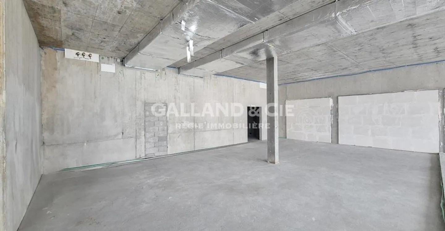 Immeuble mixte à louer - Photo 7 sur 7