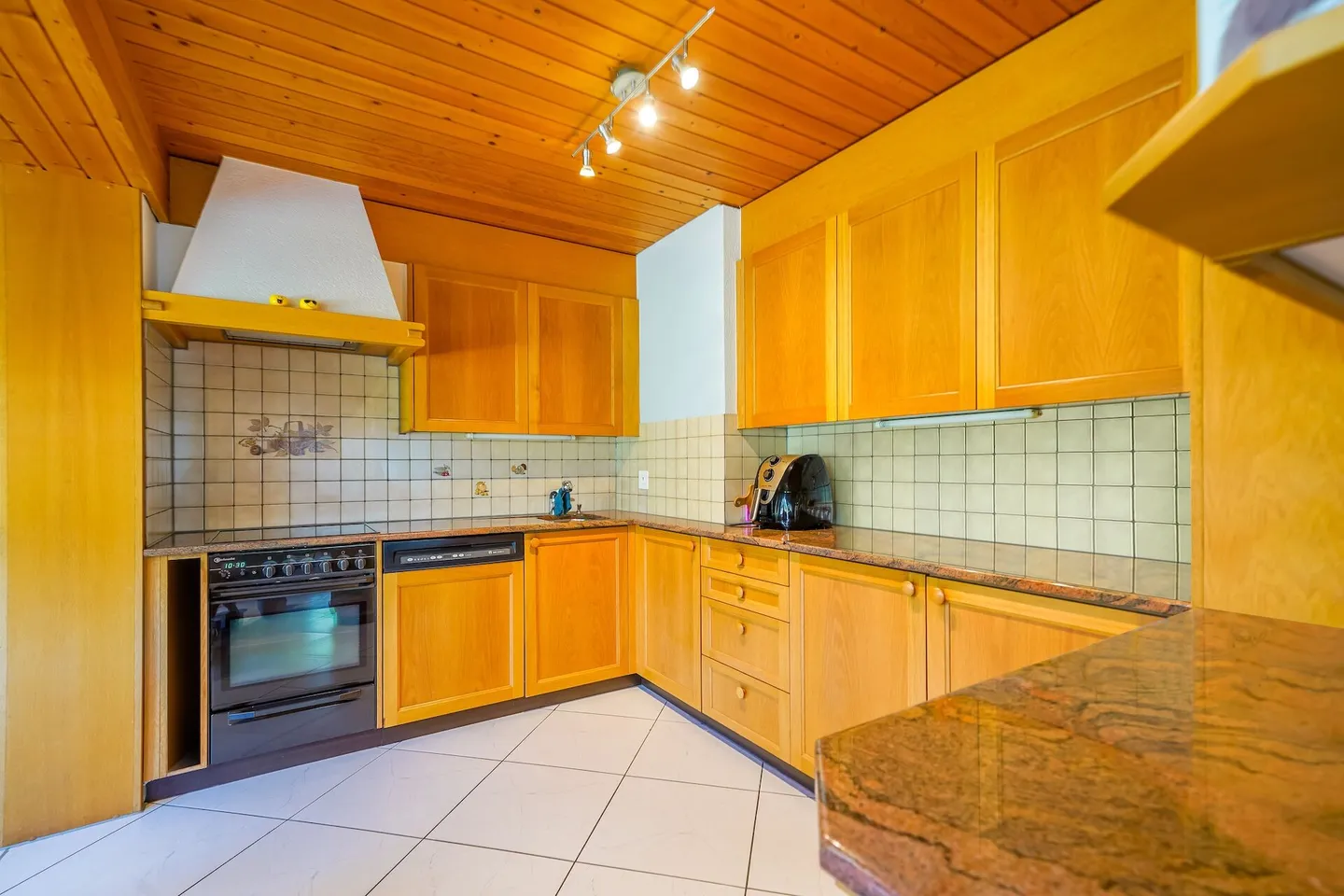 Affascinante villa unifamiliare di 6,5 stanze a Häusernmoos i.E. - Foto 5 di 13