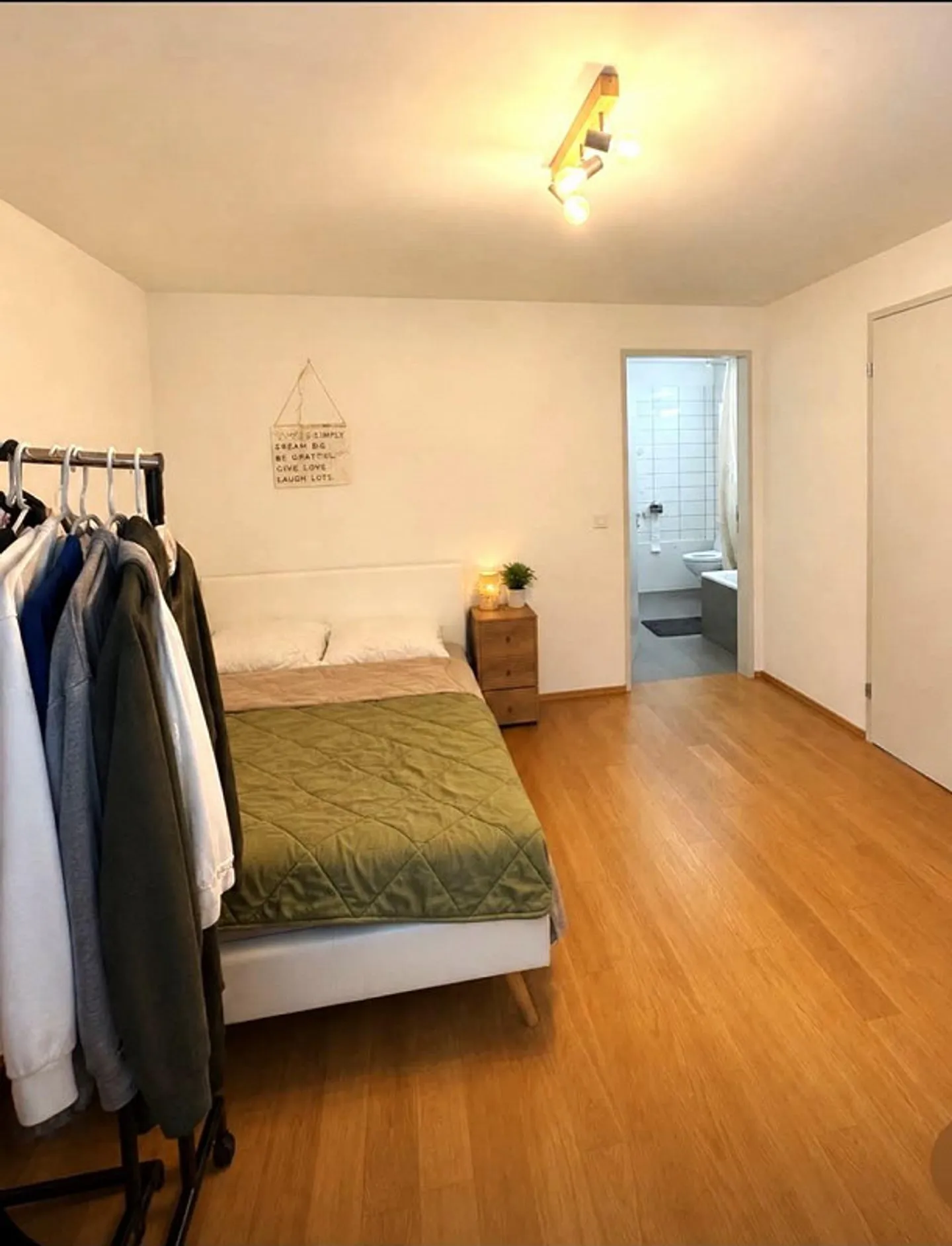 Appartamento 4 locali con giardino in affitto in una zona tranquilla! - Foto 8 di 9