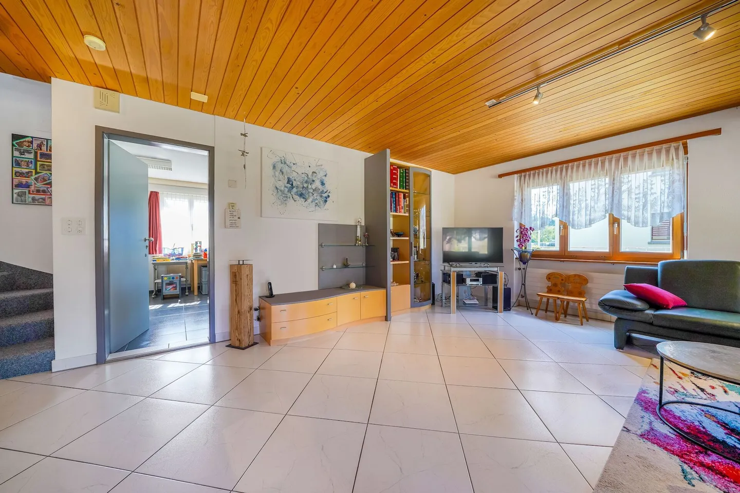 Affascinante villa unifamiliare di 6,5 stanze a Häusernmoos i.E. - Foto 4 di 13