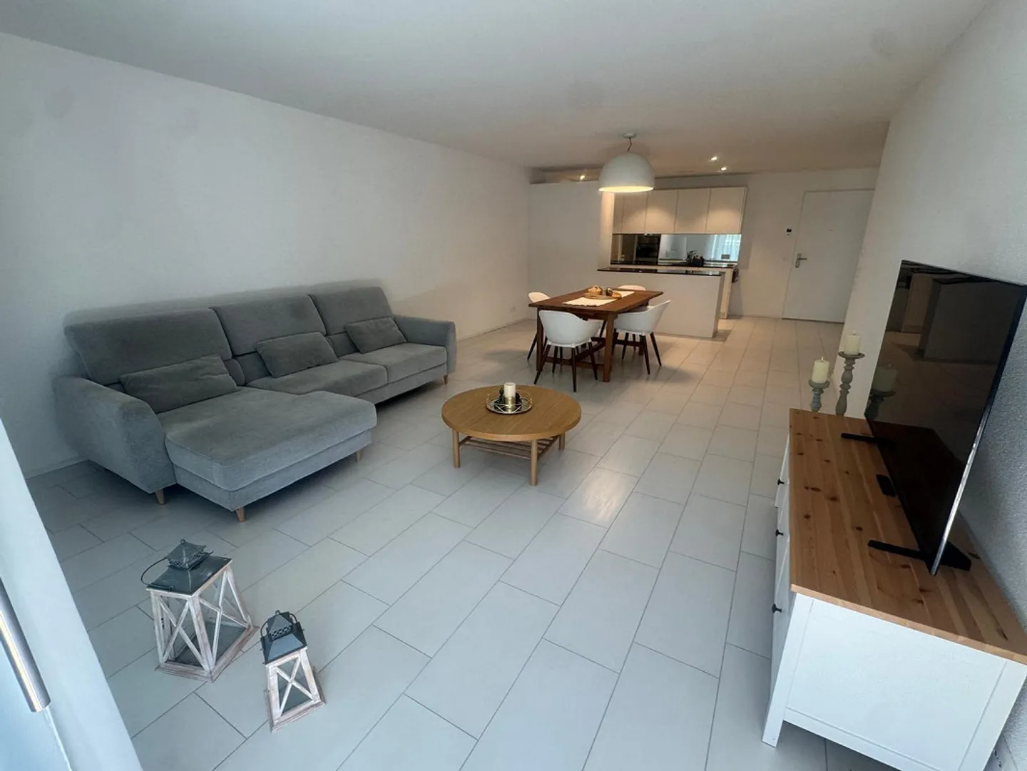 Unique Opportunity: 2.5 Room Apartment with Rigi View in Goldau - Photo 2 of 9