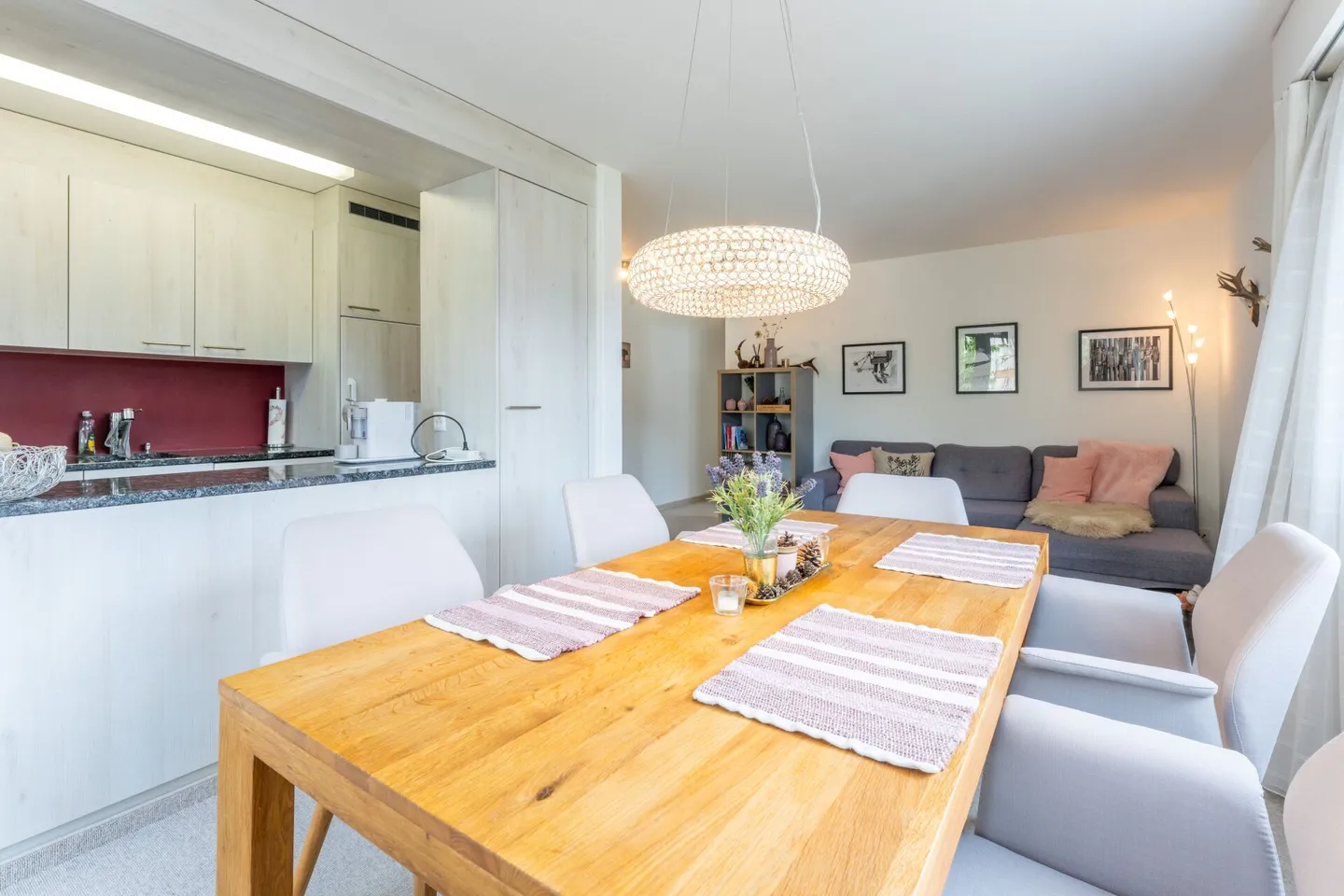 4-room apartment in Trin village for sale - Photo 2 of 12