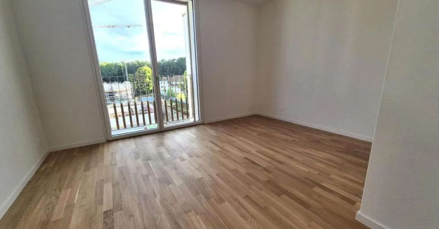 Berges 2 - 2.5 room apartment on the top floor - Photo 5 of 8