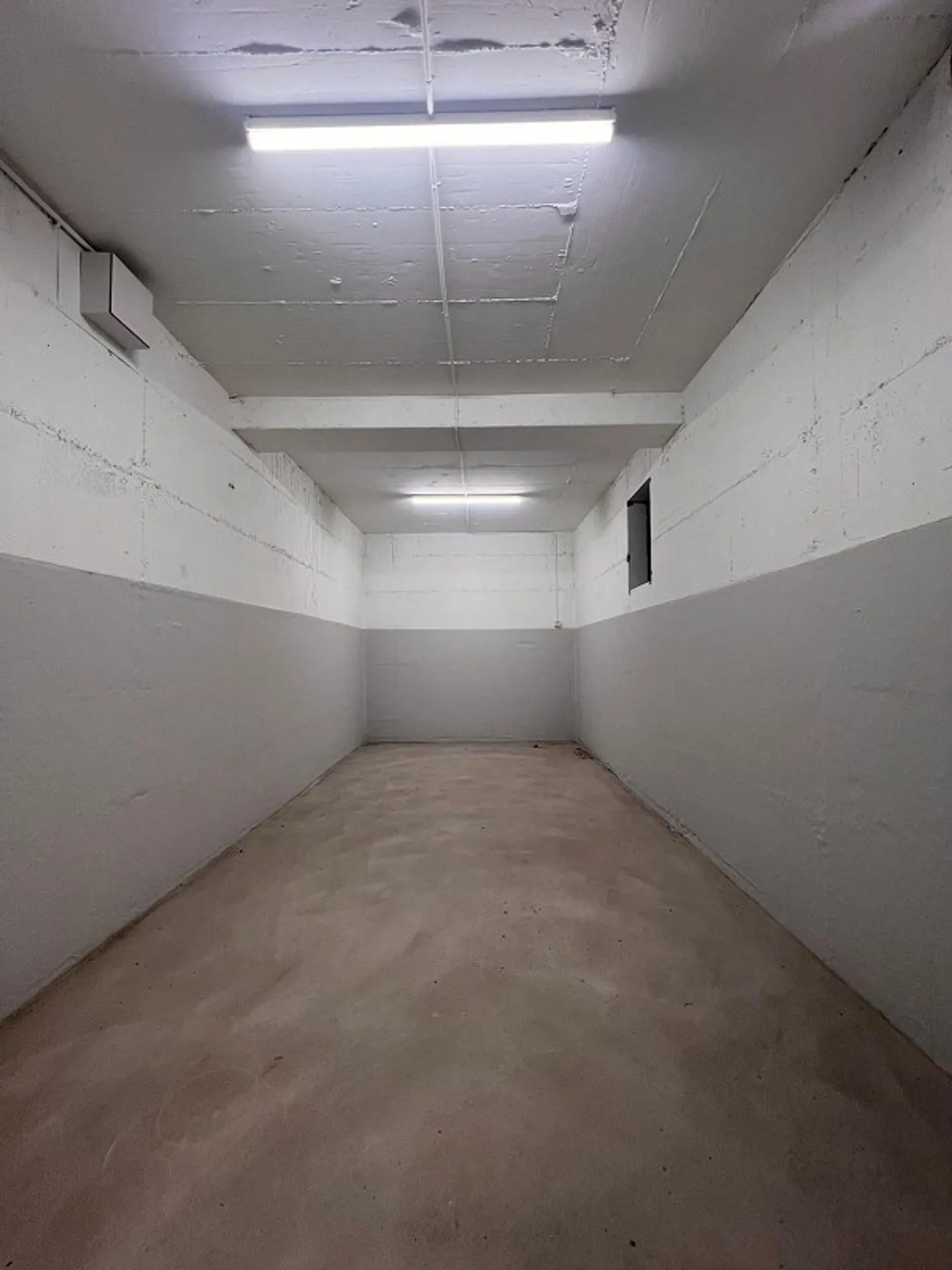 Chambres de loisirs / bricolage chauffées dans un bâtiment moderne à louer - Photo 8 sur 10