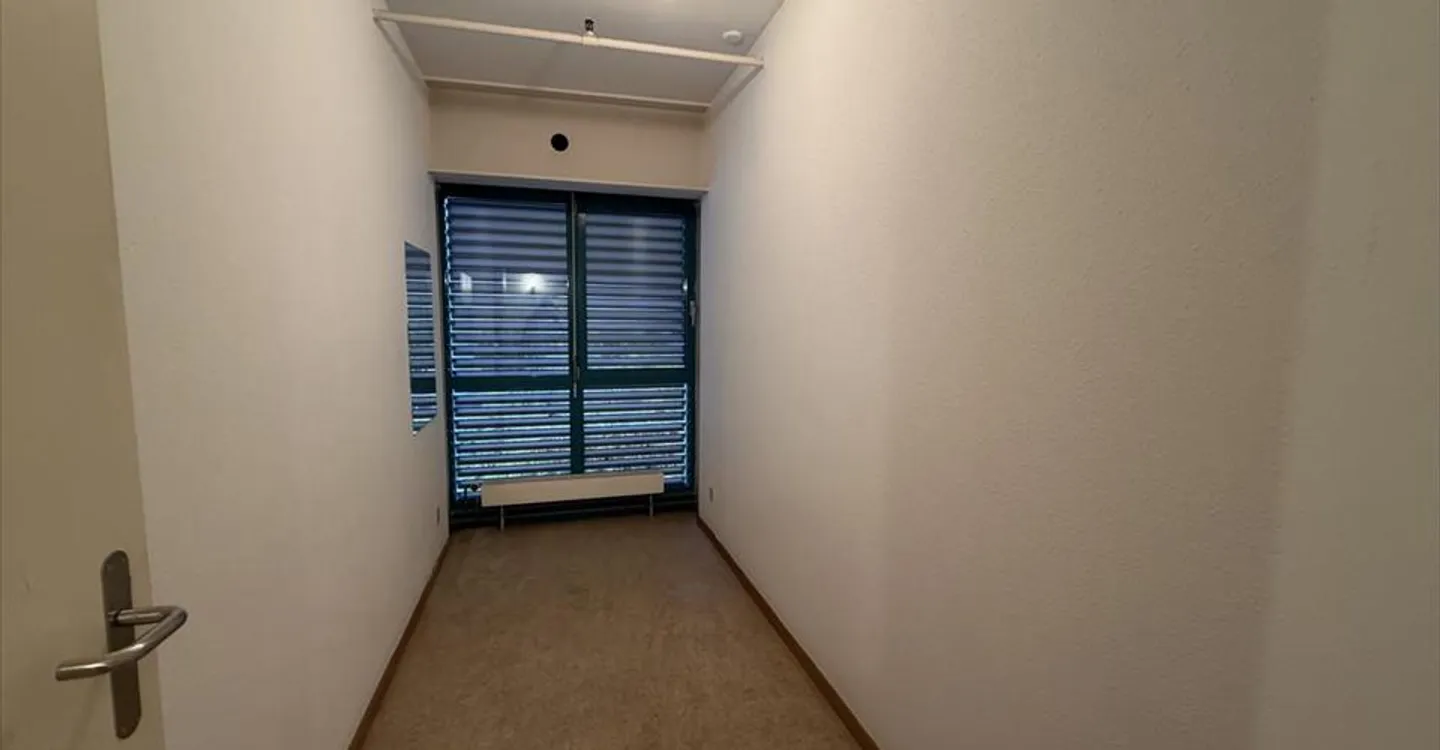 Bureau à louer - Photo 5 sur 10