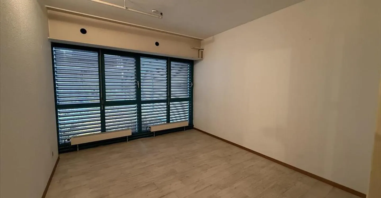 Bureau à louer - Photo 9 sur 10