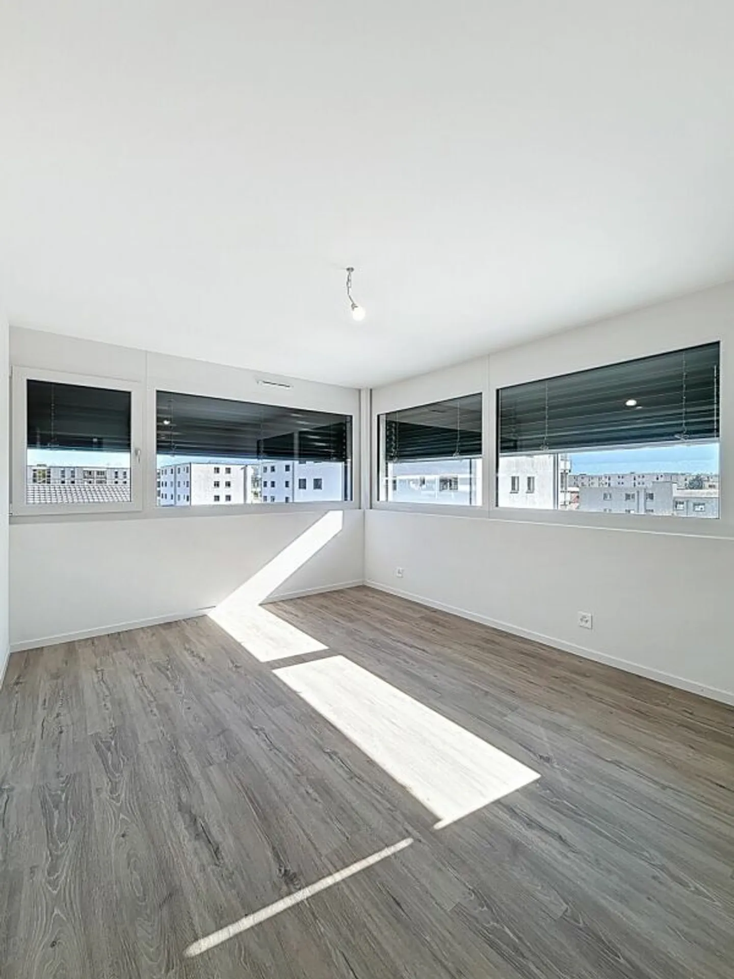3,5-Zimmer-Wohnung im Dachgeschoss in Martigny - Foto 12 von 19