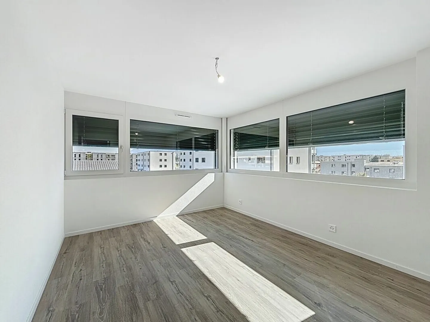 3,5-Zimmer-Wohnung im Dachgeschoss in Martigny - Foto 14 von 19