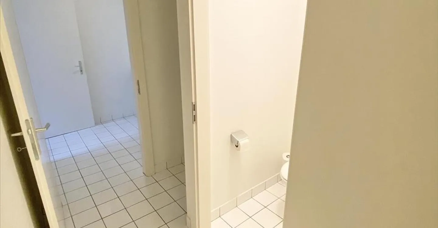 Immeuble mixte à louer - Photo 1 sur 13