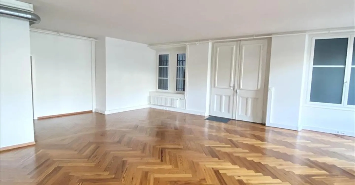 Immeuble mixte à louer - Photo 4 sur 13