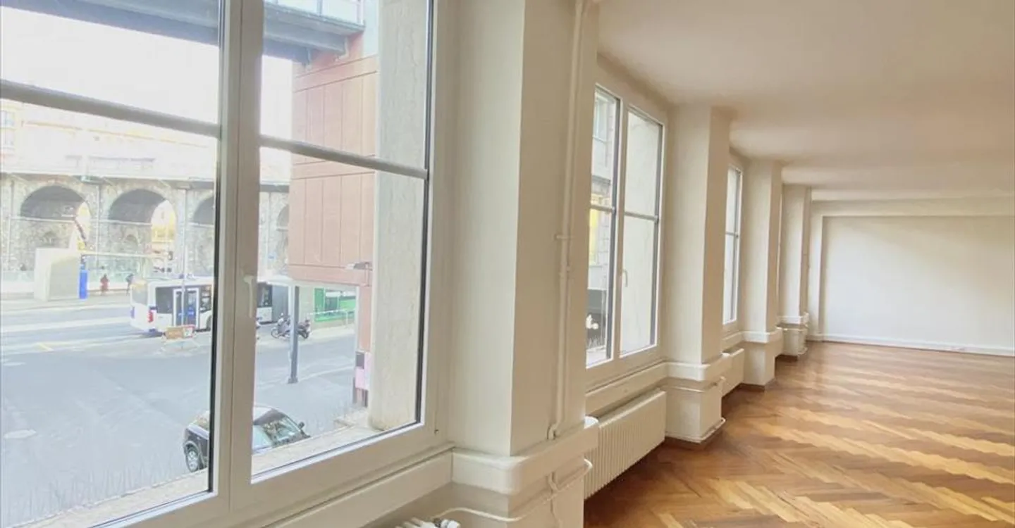 Immeuble mixte à louer - Photo 5 sur 13