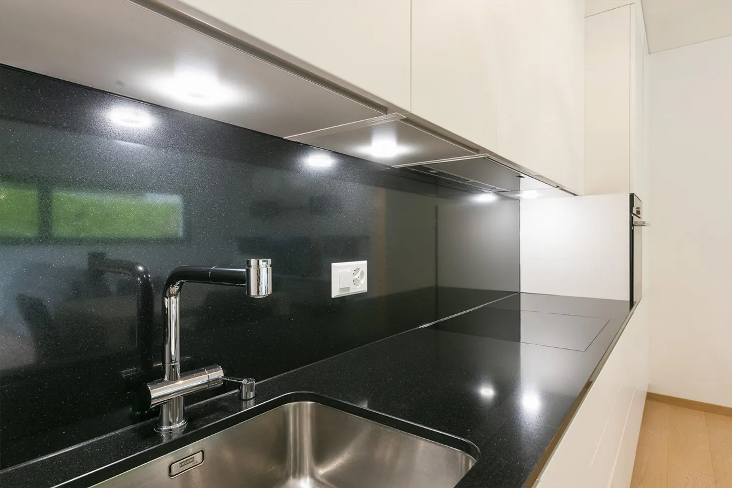 Lugano - Montagnola - 3.5 Rooms with Lake View - Photo 6 of 23