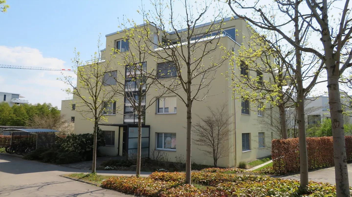 Schöne 4.5-Zimmerwohnung per 16.11.2025 - Foto 2 von 10