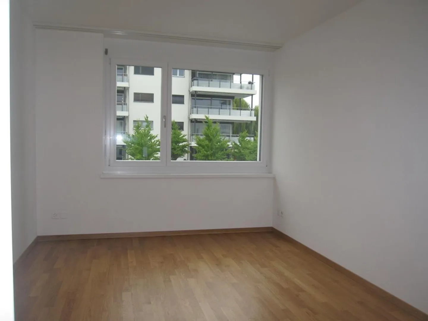 Schöne 4.5-Zimmerwohnung per 16.11.2025 - Foto 7 von 10