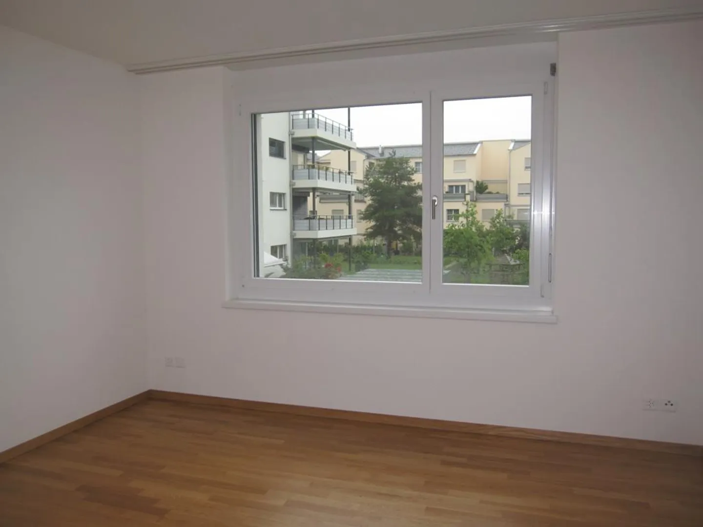 Schöne 4.5-Zimmerwohnung per 16.11.2025 - Foto 8 von 10