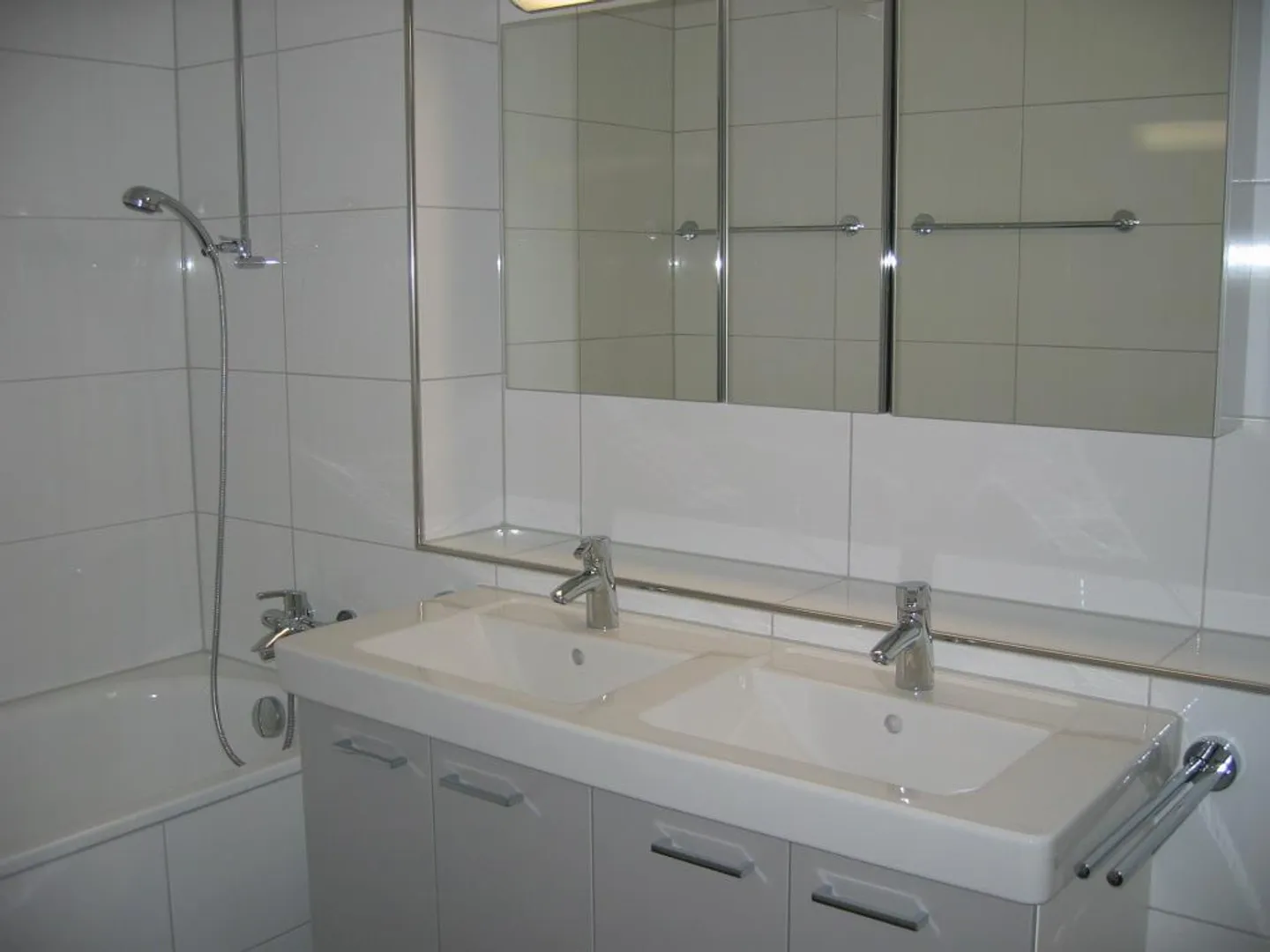 Schöne 4.5-Zimmerwohnung per 16.11.2025 - Foto 9 von 10