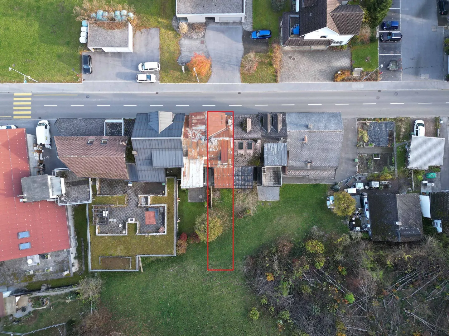 Charming Row House with Large Garden in Central and Sunny Luchsingen GL - Photo 3 of 16