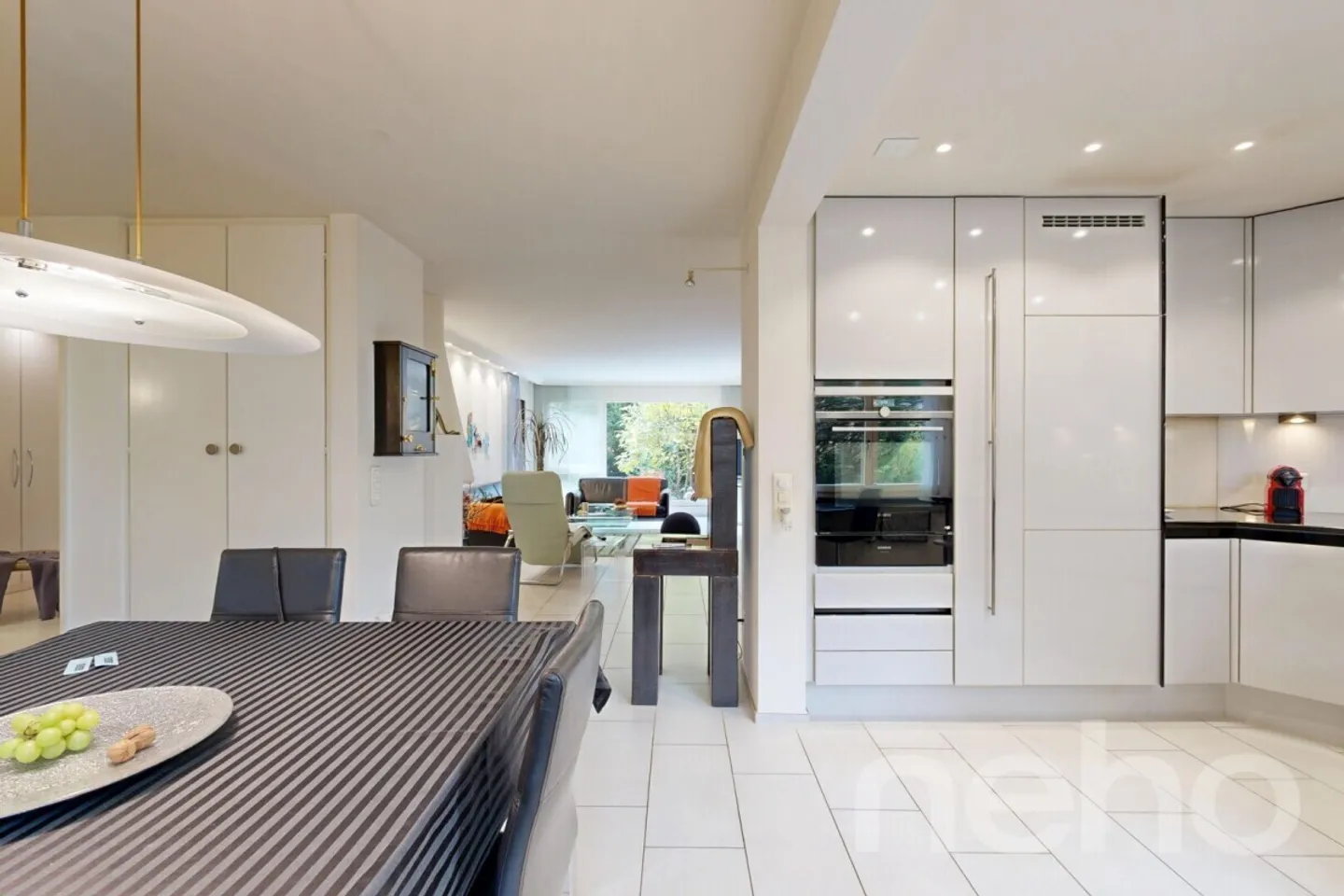 Garden apartment with winter garden and craft room in a central location - Photo 7 of 12