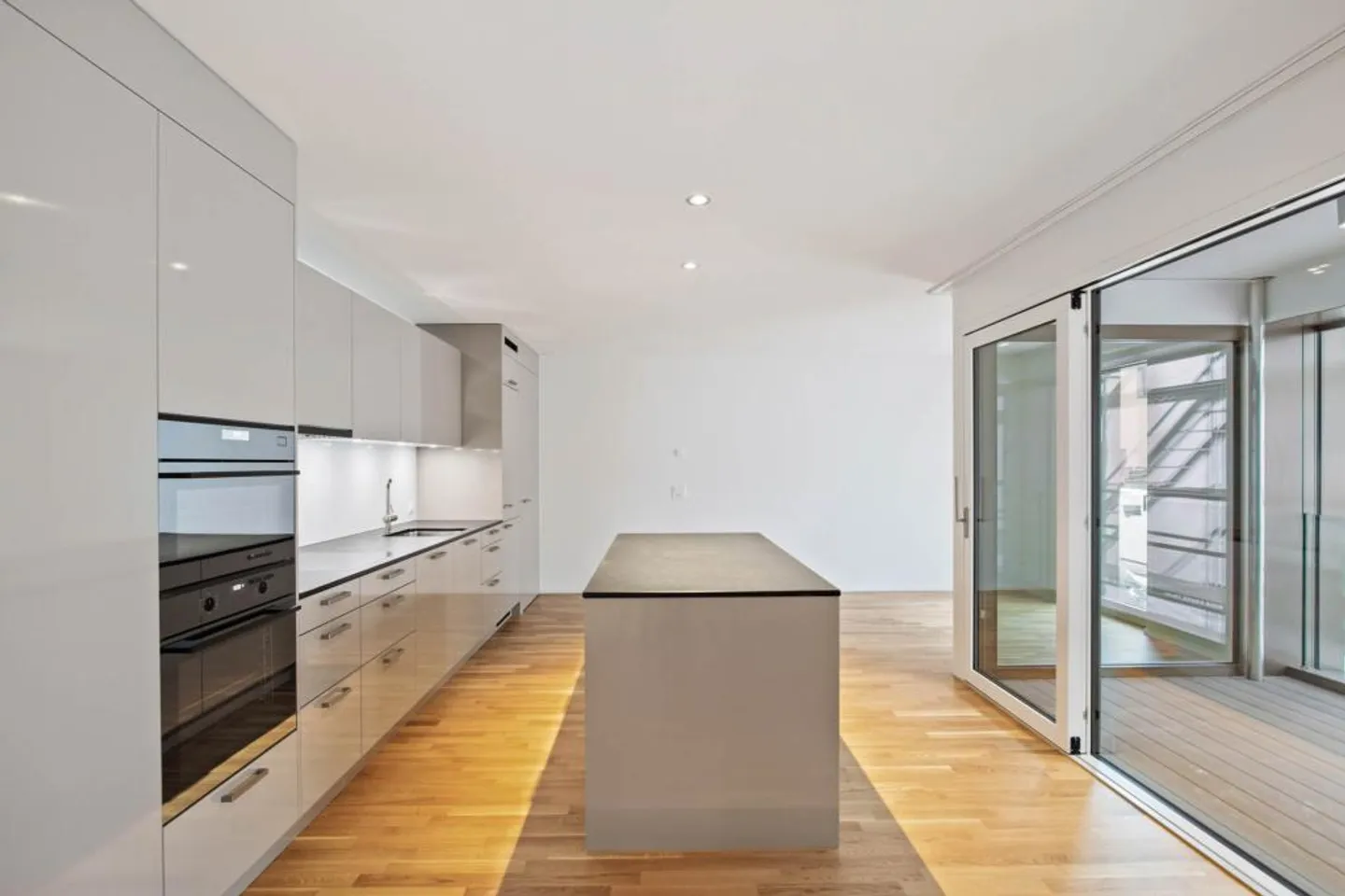 Appartamento moderno nel parco Weltpost, la tua nuova casa in una posizione centrale - Foto 2 di 6