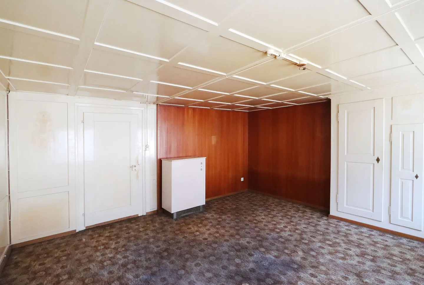 Charming Row House with Large Garden in Central and Sunny Luchsingen GL - Photo 10 of 16