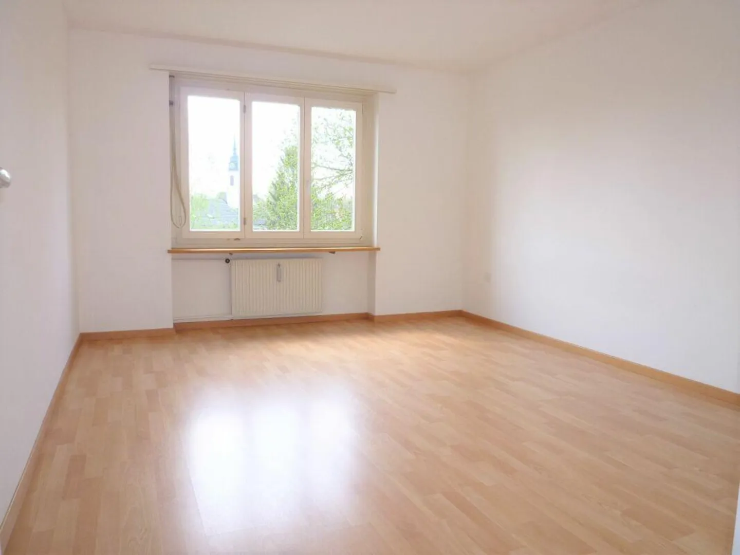 Affordable apartment with balcony in a quiet location - Photo 4 of 7