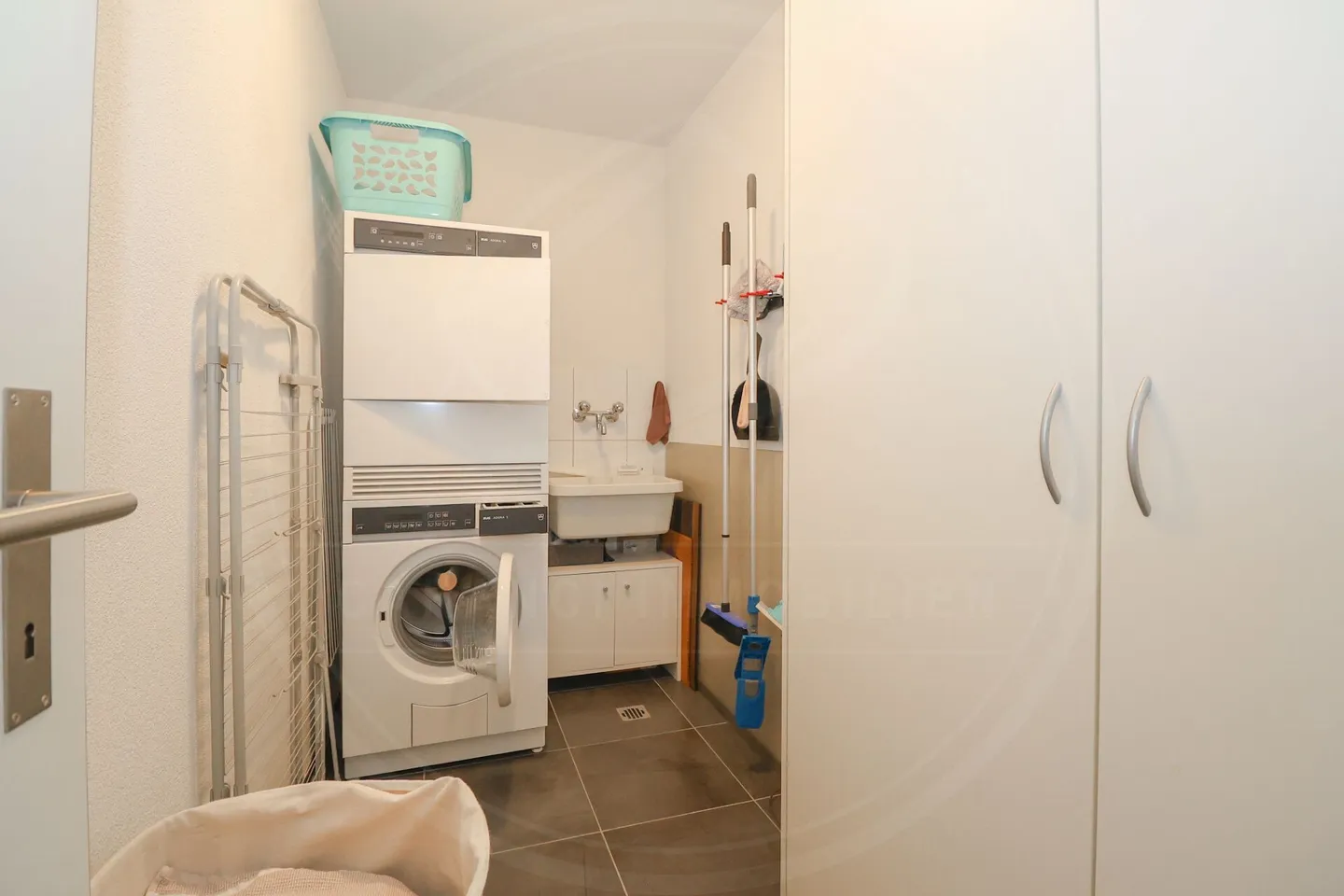 RÉSERVÉ - Appartement 3½ pièces élégant avec un agencement généreux à Seengen - Photo 11 sur 14