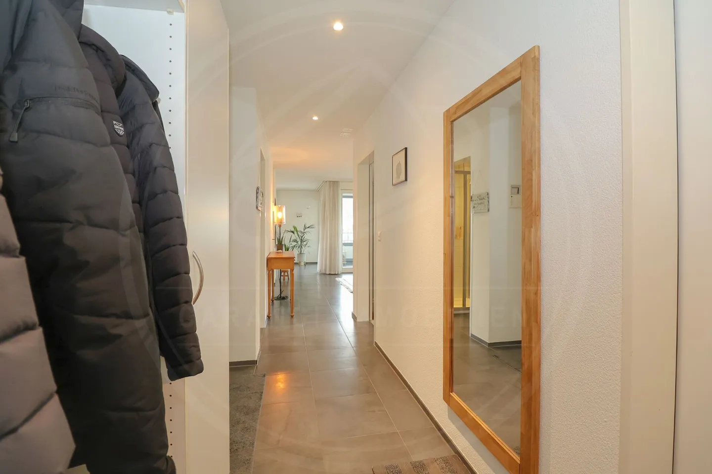 RÉSERVÉ - Appartement 3½ pièces élégant avec un agencement généreux à Seengen - Photo 12 sur 14