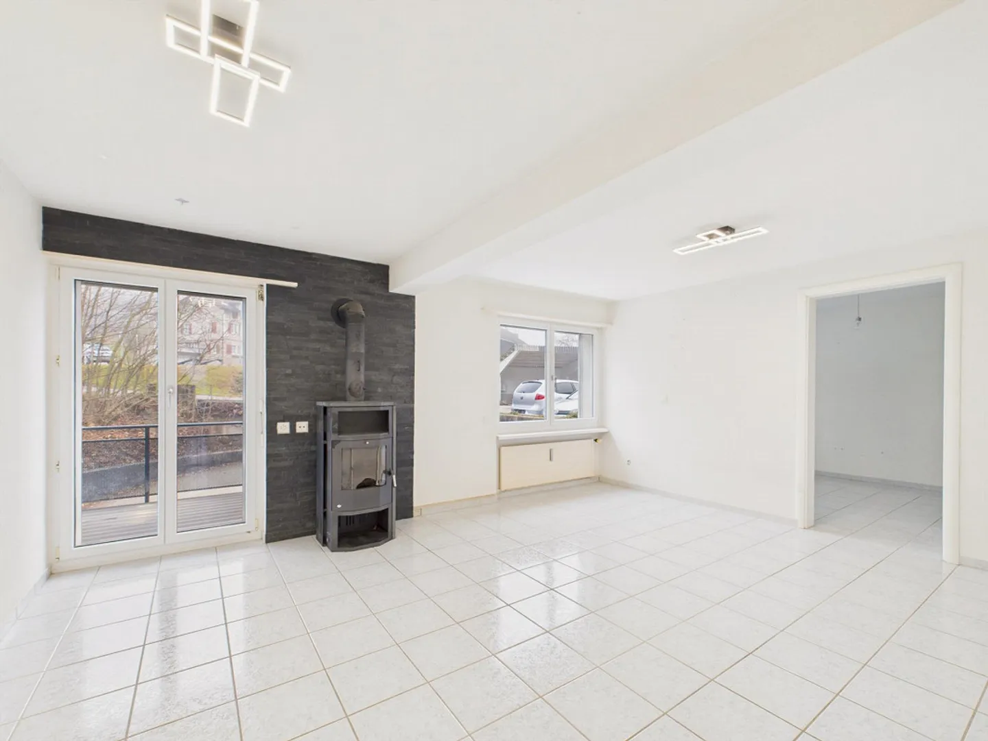 Spacious 5.5-room family apartment with terraces and Swedish stove - Photo 1 of 10