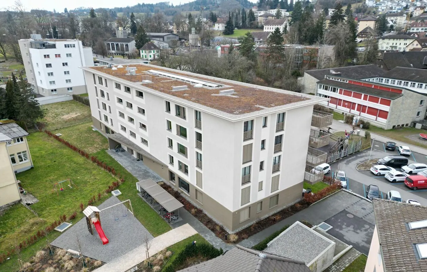 Modern 3.5-room condominium in a family-friendly location - Photo 11 of 13