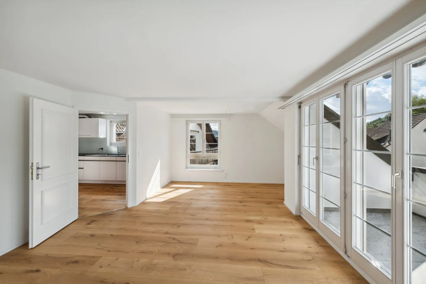 COMPLETELY RENOVATED AND LIGHT-FLOODED - Photo 2 of 11