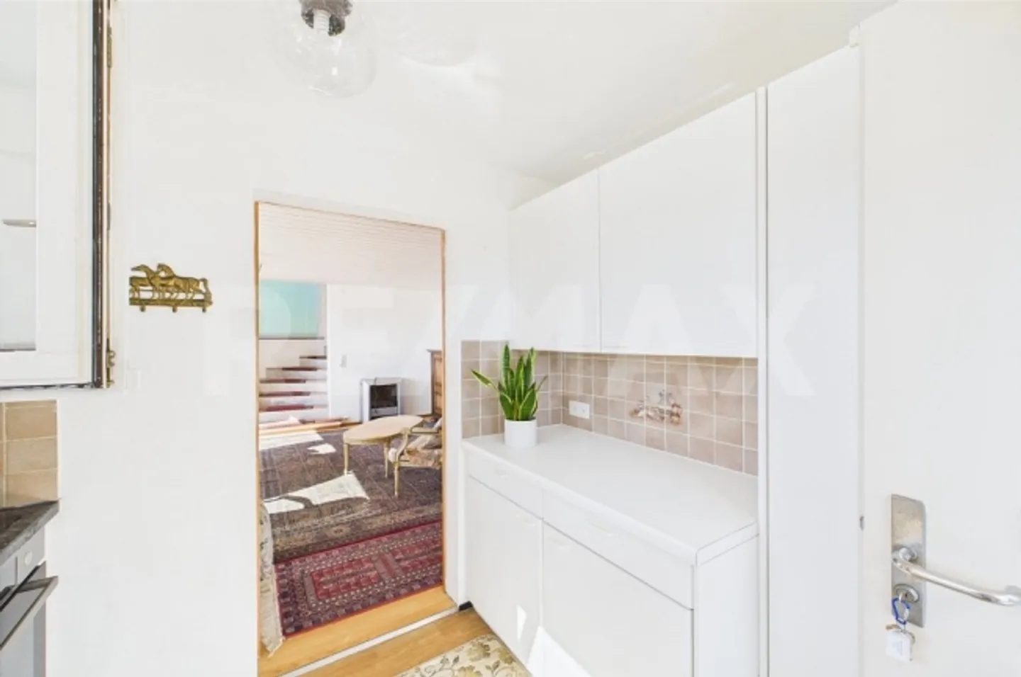 3 Room furnished apartment - Photo 3 of 13