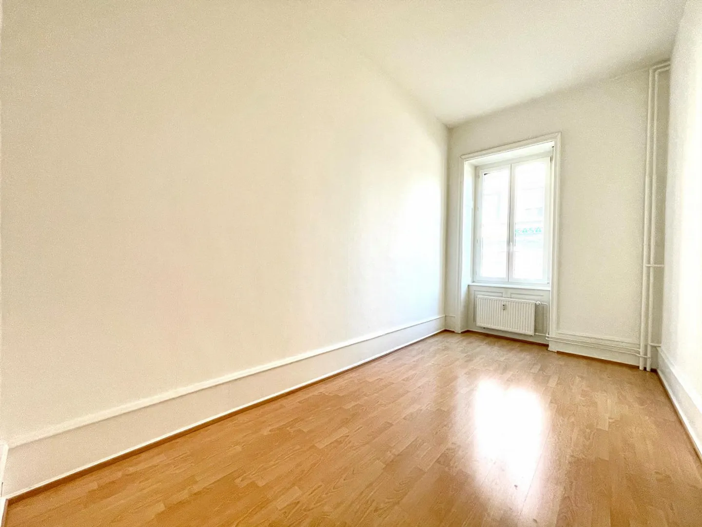 Appartamento di 3 locali in vecchio edificio 58m2 vicino al Teatro Musicale - Foto 8 di 10