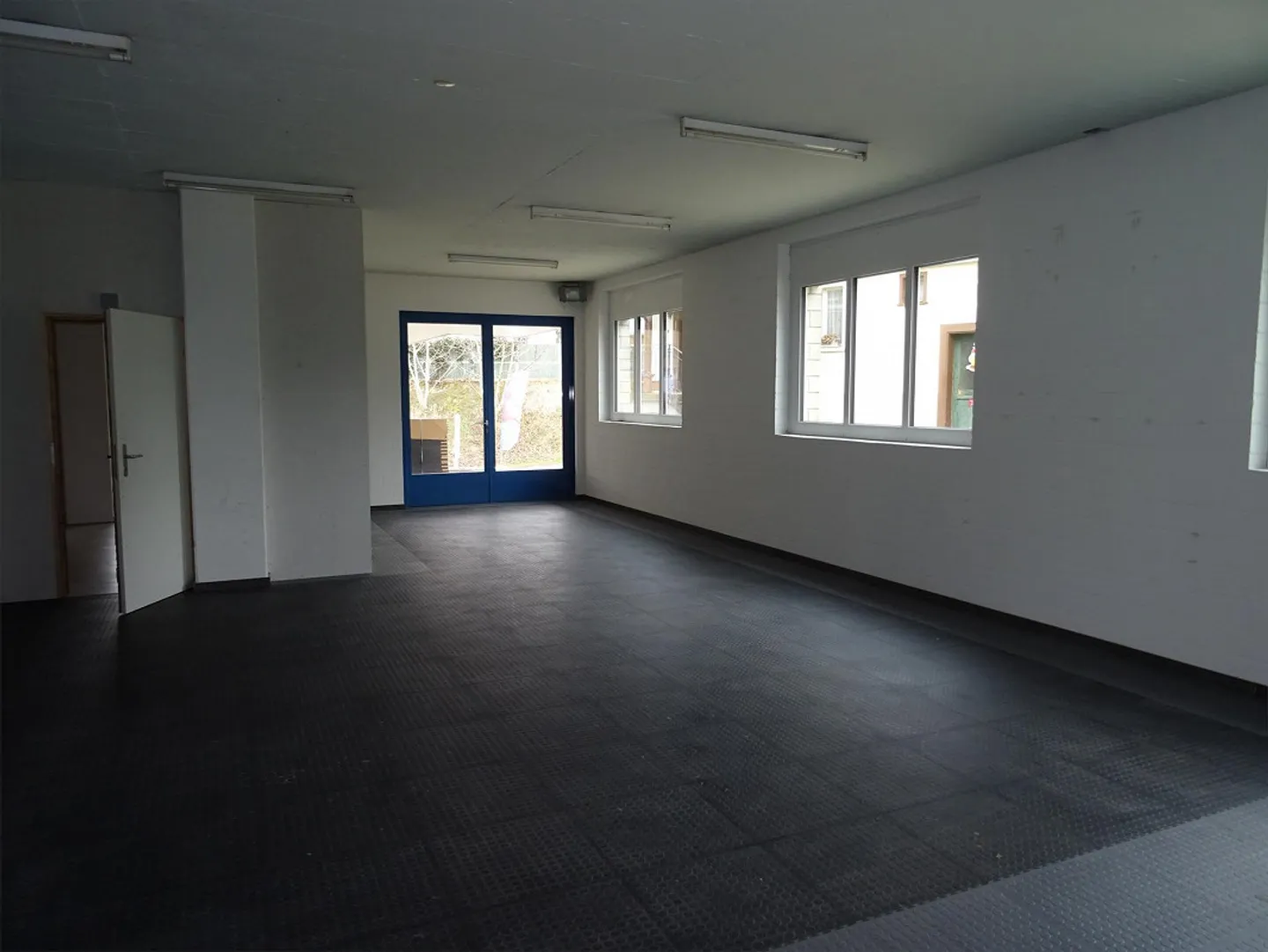 Spazio commerciale di 237m2 con vetrina - Foto 12 di 24