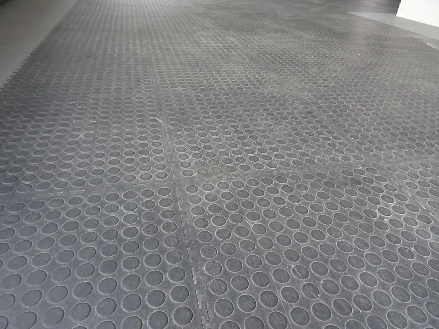 Spazio commerciale di 237m2 con vetrina - Foto 21 di 24