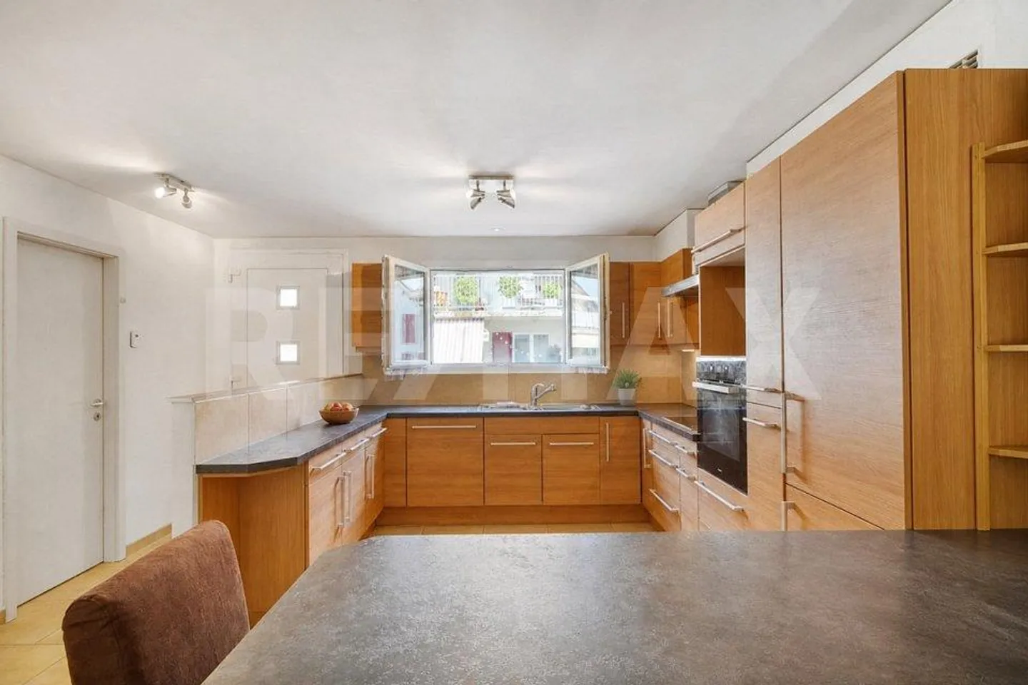 LAVIGNY – TRIPLEX DE 141 M² À L’ESPRIT MAISON - Photo 3 sur 7