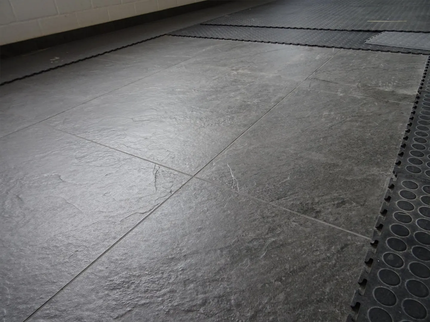 Spazio commerciale di 237m2 con vetrina - Foto 22 di 24