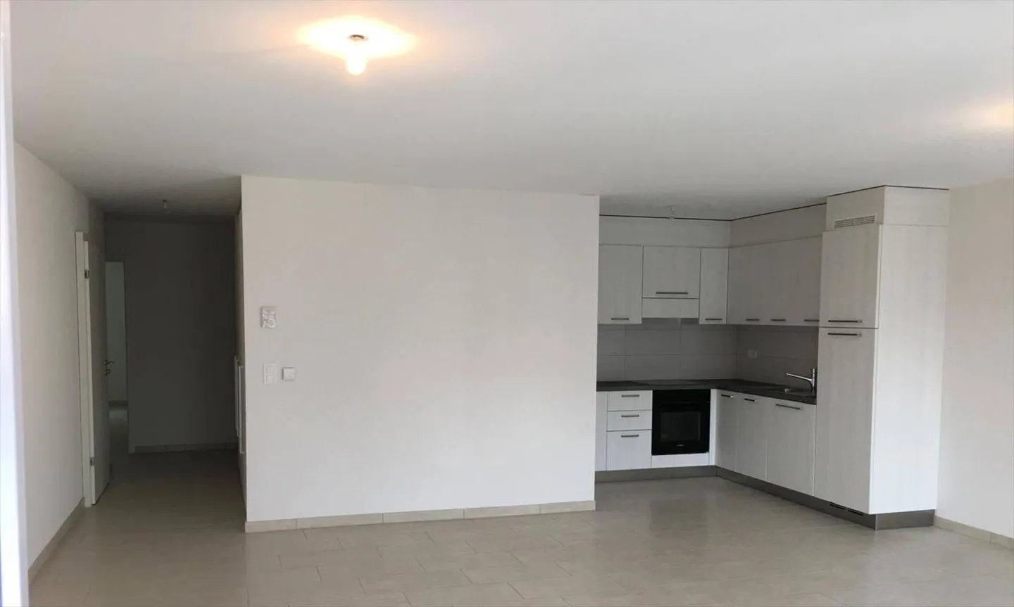 Appartamento 4.5 camere - Foto 3 di 10