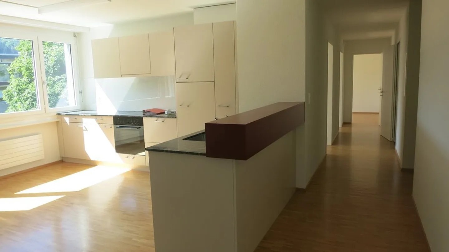 4.5 Room Apartment - Photo 3 of 10