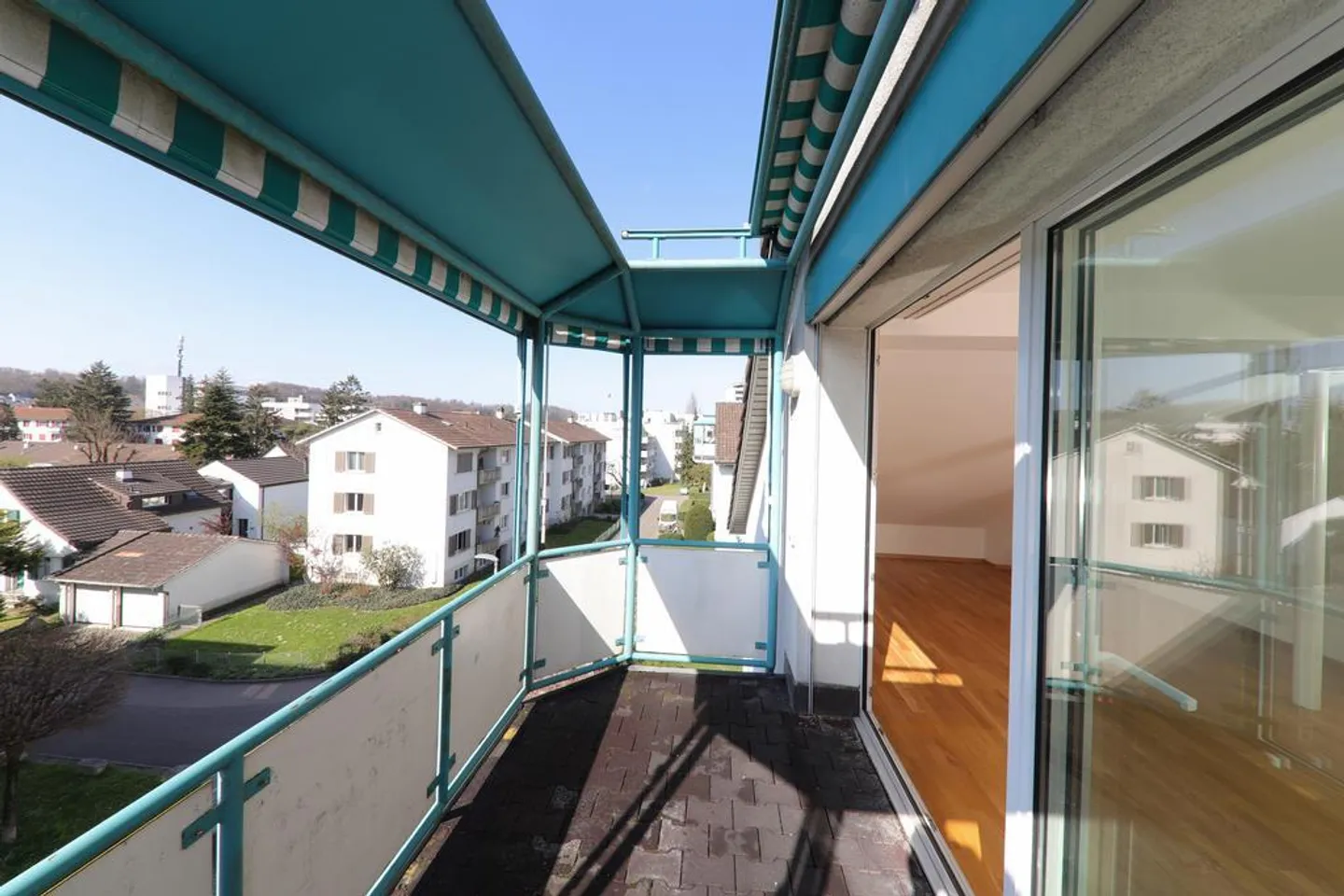 Spacious 3.5 attic apartment in Muttenz - Photo 10 of 10
