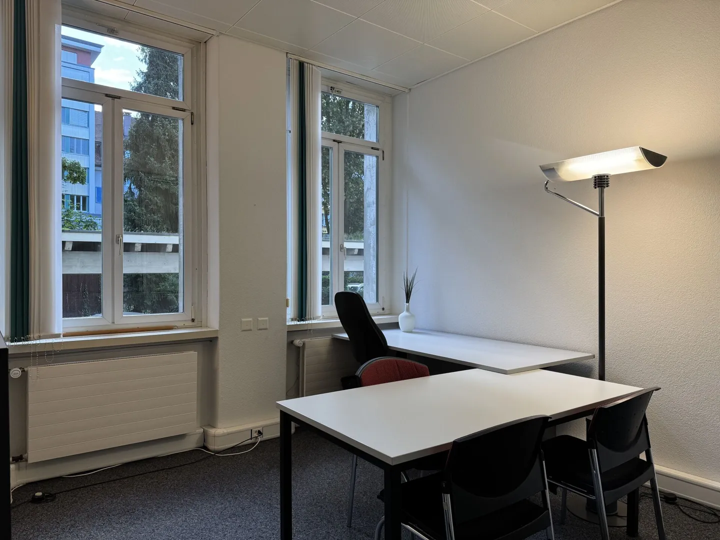 Subtenant wanted - Photo 1 of 2