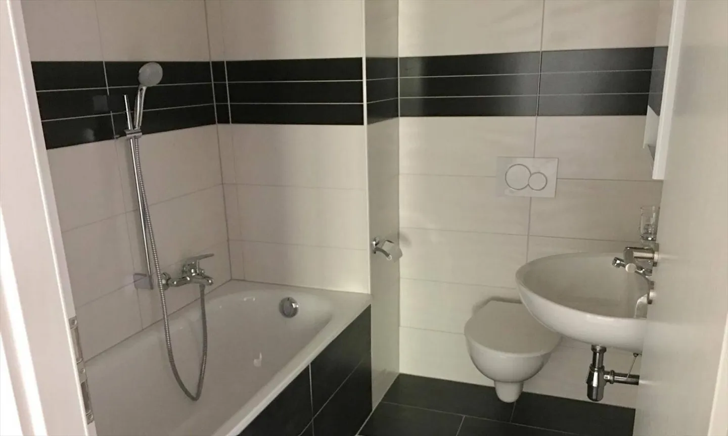 Appartamento 4.5 camere - Foto 9 di 10