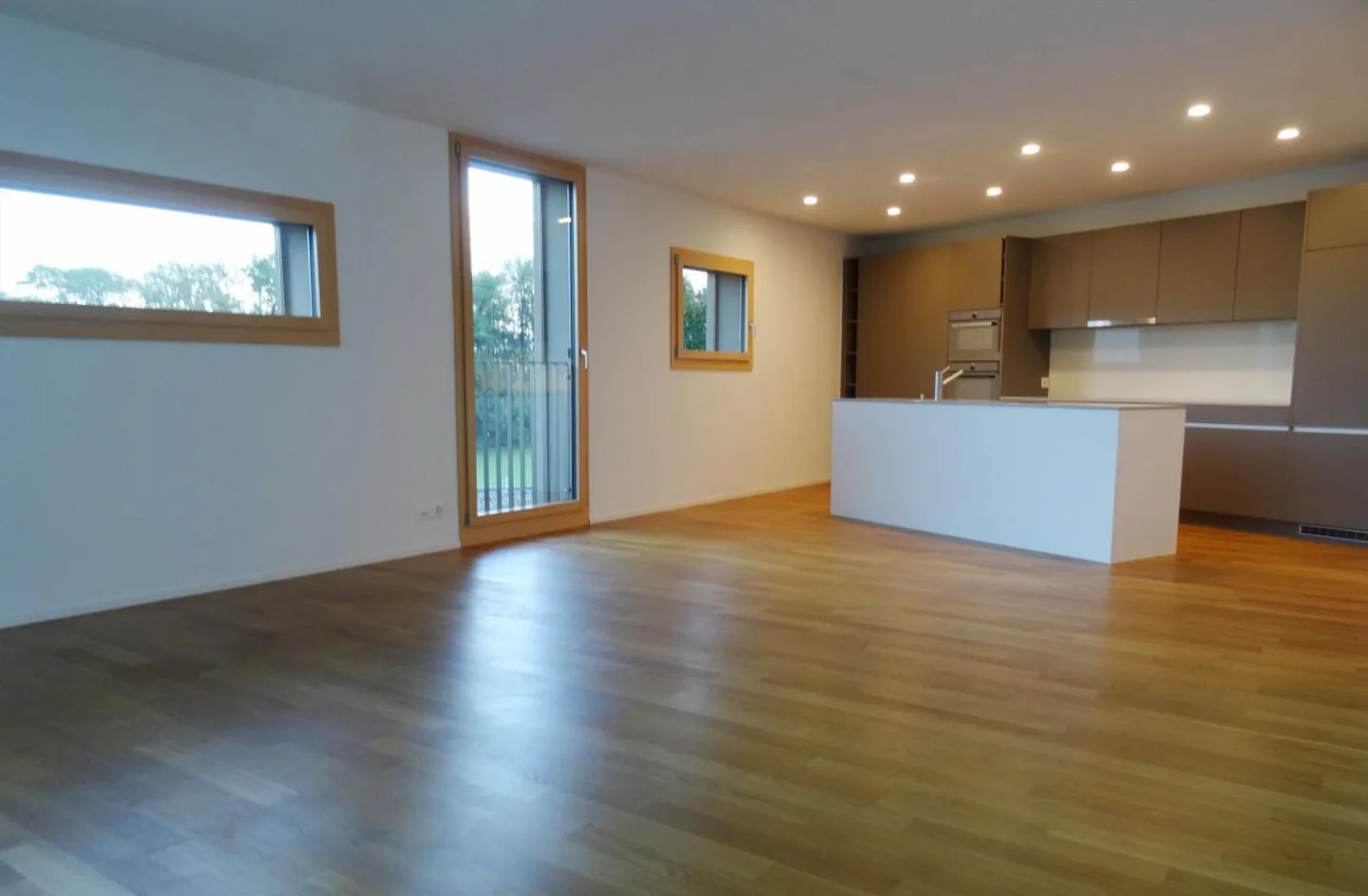 Wohlfühloase mit Einfamilienhaus-Ambiente - Foto 1 von 9