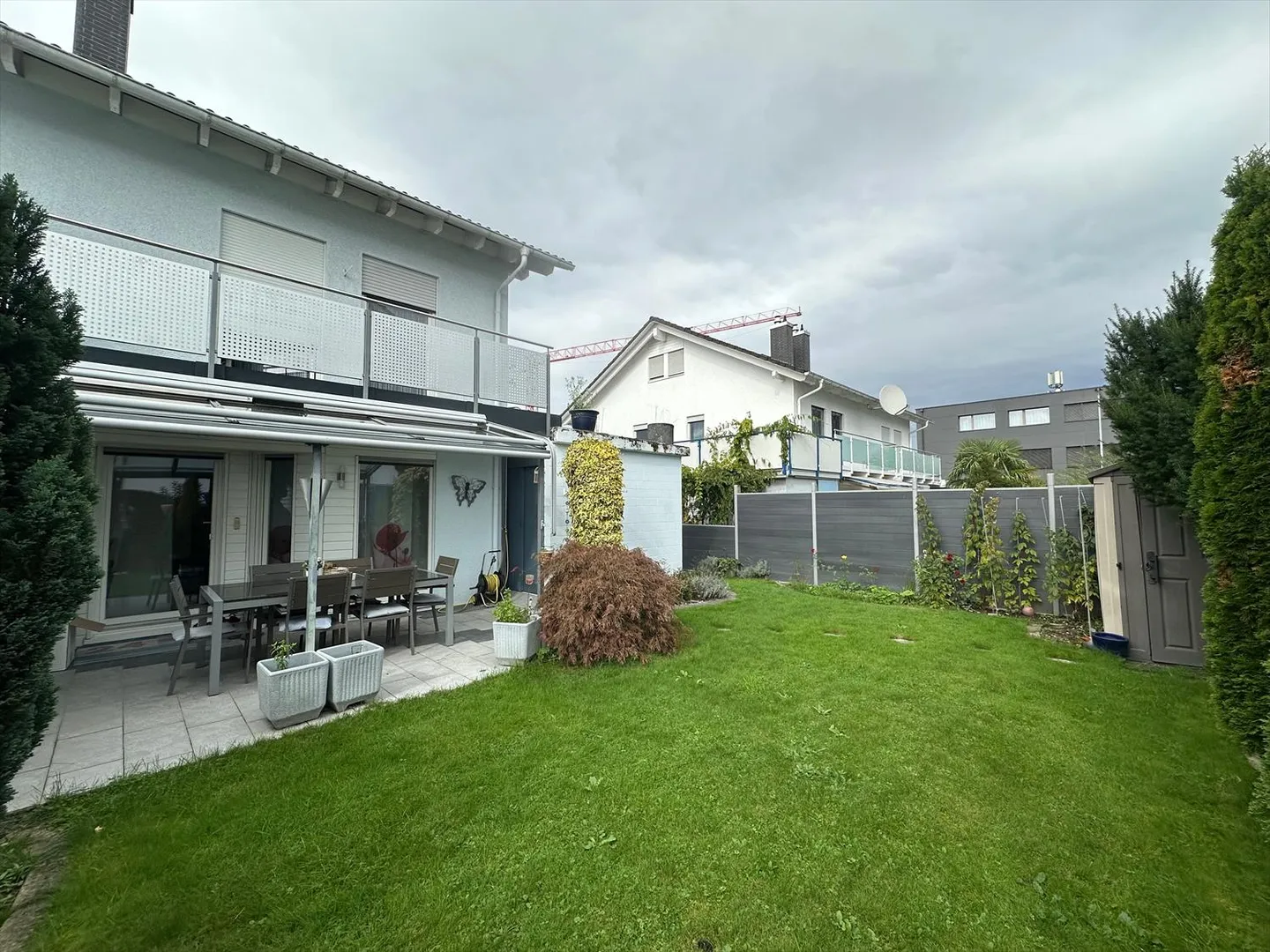Affascinante duplex di 5,5 stanze con giardino a Suhr (AG) - Foto 8 di 13