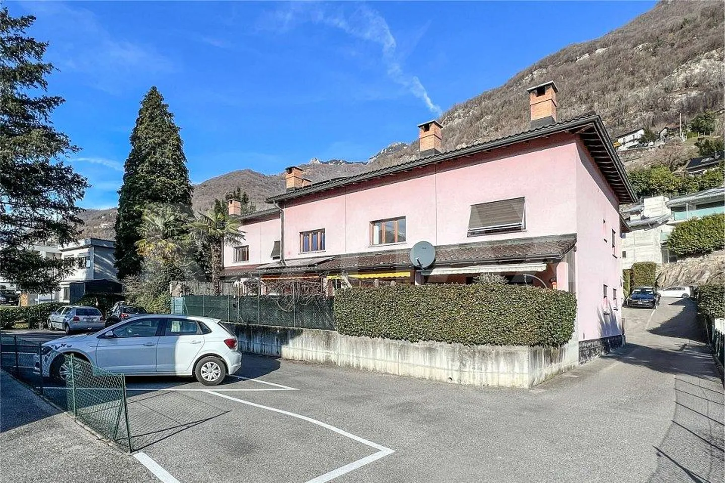 Reihenhaus mit 4,5 Zimmern - Foto 3 von 13
