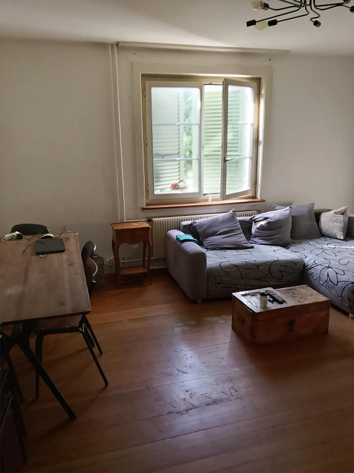 Appartamento di 3 stanze incluso una camera mansardata con condivisione del giardino - Foto 3 di 19